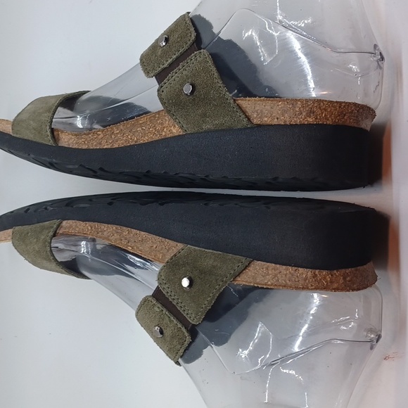 NAOT Ashley Like New Metal Stud Sandals Suede Leather 38 / 7 Cork Slide Green - Picture 3 of 14